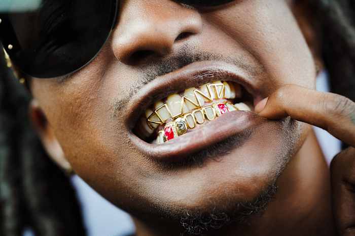 As part of the 2022-23 schedule announcement, the Atlanta Hawks collaborated with Grillz by Scotty, a local Atlanta business that creates custom grillz for its celebrity clients from music and Hollywood, to launch its 2022-23 schedule delivered by Papa Johns.